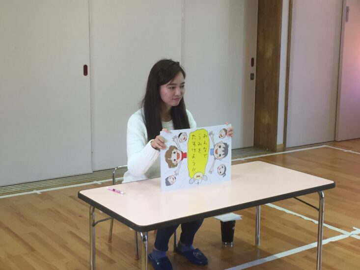 賀露みどり保育園で海ダンス＆読み聞かせ