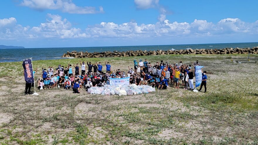 秋の海ごみゼロウィーク‼165名と海岸清掃